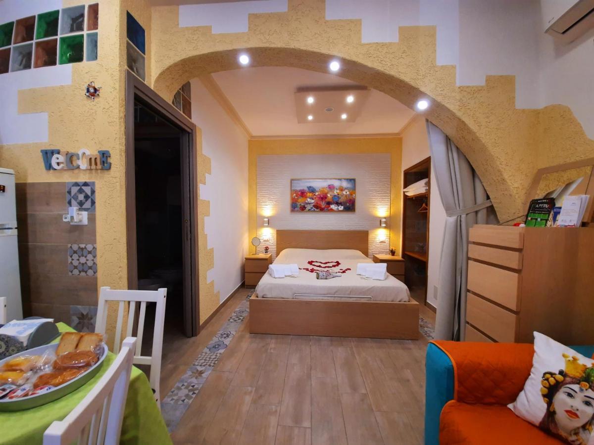 Il Sole Della Guilla Villa Palermo Luaran gambar