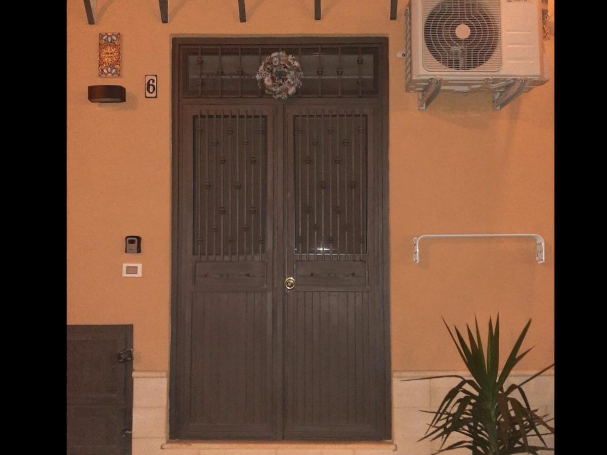 Il Sole Della Guilla Villa Palermo Luaran gambar